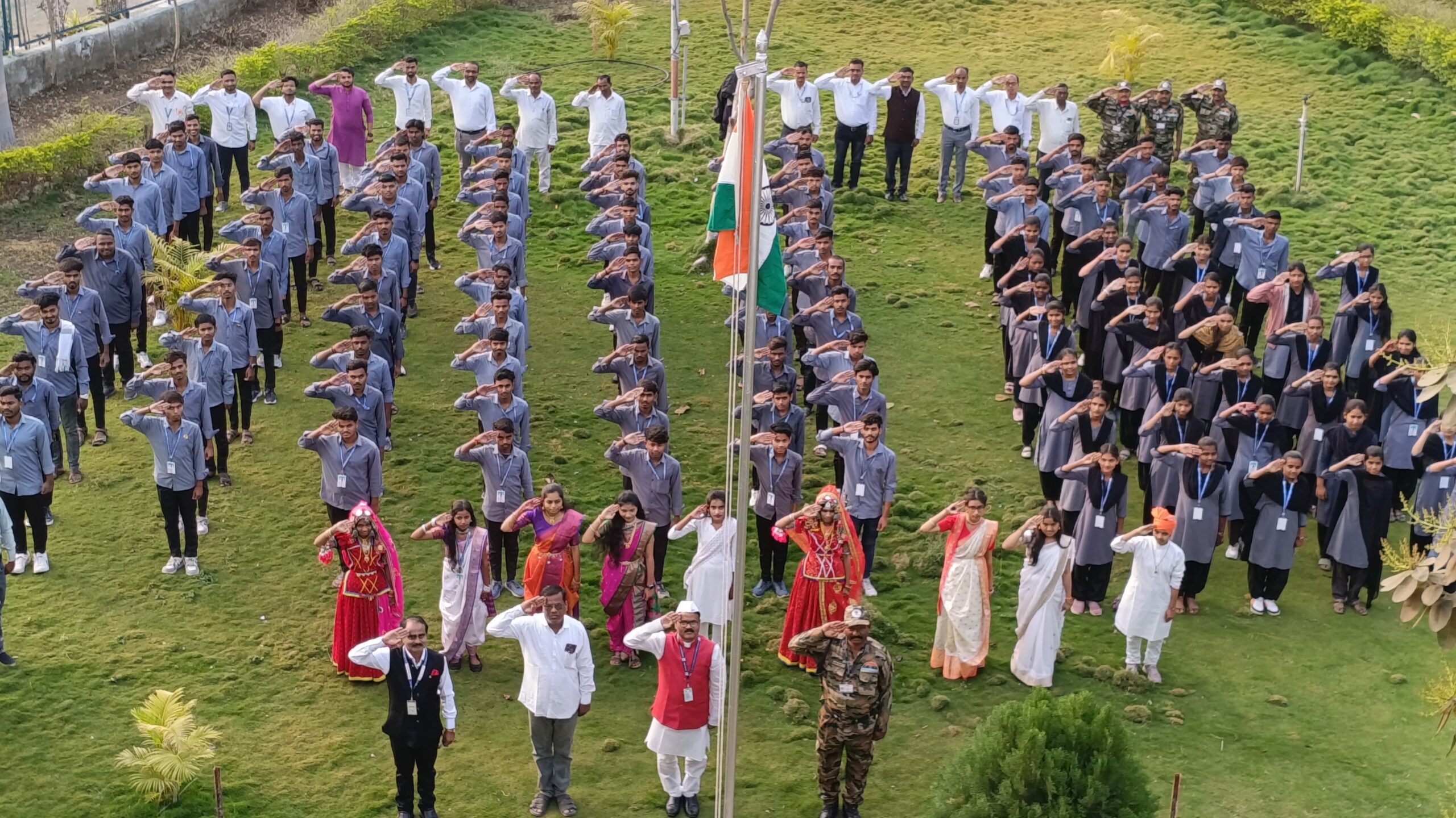 उमरखेड येथील शासकीय औद्योगिक प्रशिक्षण संस्था येथे ७७ वा प्रजासत्ताक दिन उत्साहात साजरा