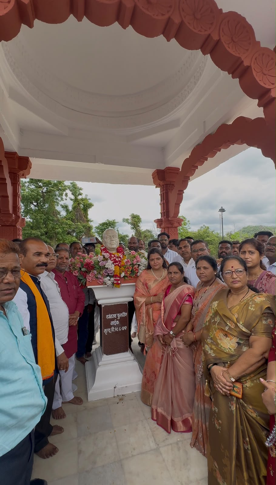कृषी दिंडीतून वसंतराव नाईकांना अभिवादन. पुसद ते गहुली मार्गावर हजारो वसंत प्रेमींचा उत्स्फूर्त सहभाग.